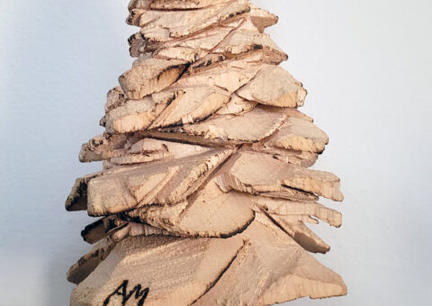 Albero di Natale 1 - scultura su cirmolo 12x13x33 cm