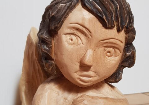 Amorino - scultura su tiglio 18x14x15 cm